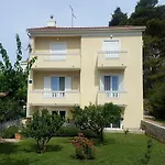 In With Balcony, Air Conditioning, Wifi, Dishwasher 4888-1