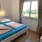 In With Balcony, Air Conditioning, Wifi, Dishwasher 4888-1