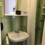 In With Balcony, Air Conditioning, Wifi, Dishwasher 4888-1 公寓 Banjol