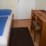 公寓 In With Balcony, Air Conditioning, Wifi, Dishwasher 4888-1