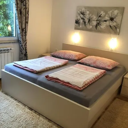 In With Balcony, Air Conditioning, Wifi, Dishwasher 4888-1 Apartament *