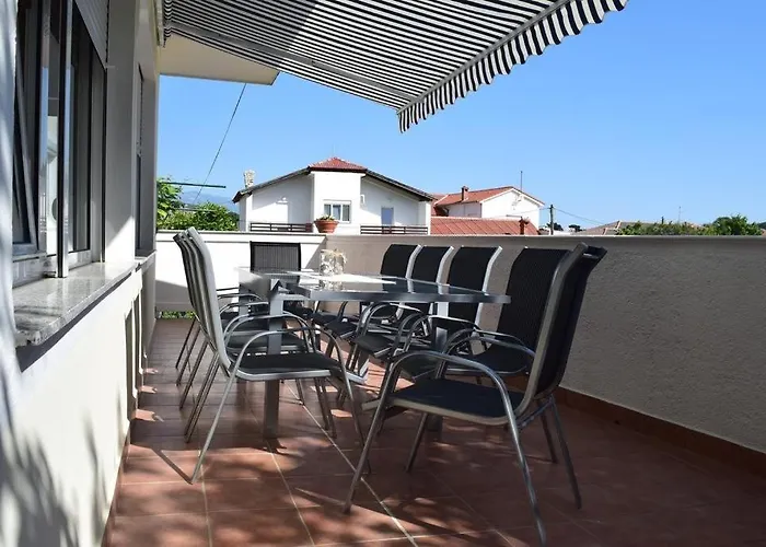 In With Balcony, Air Conditioning, Wifi, Dishwasher 4888-1 Banjol