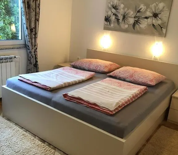 In With Balcony, Air Conditioning, Wifi, Dishwasher 4888-1 アパート *